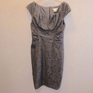 Andre Oliver Gray Lace Dress Cap Sleeves Women’s Size 4